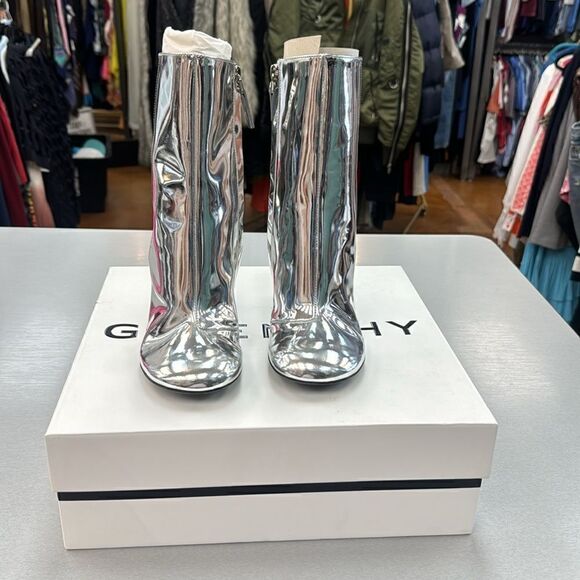 GIVENCHY BOOTS - Picture 2 of 11